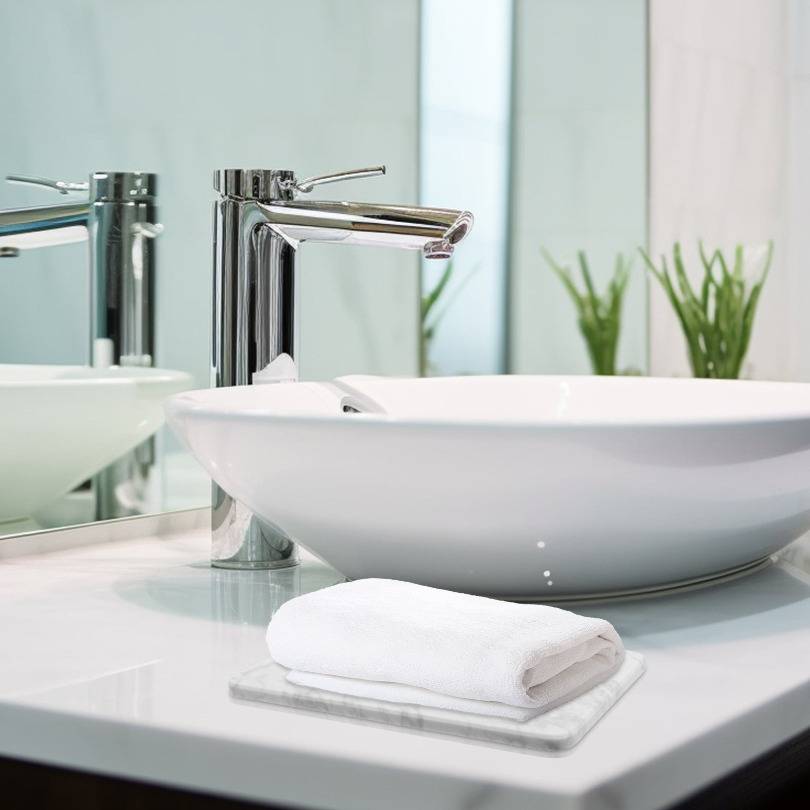 Luxury Skincare & Spa - Ronde dienblad van natuurlijk wit marmer
